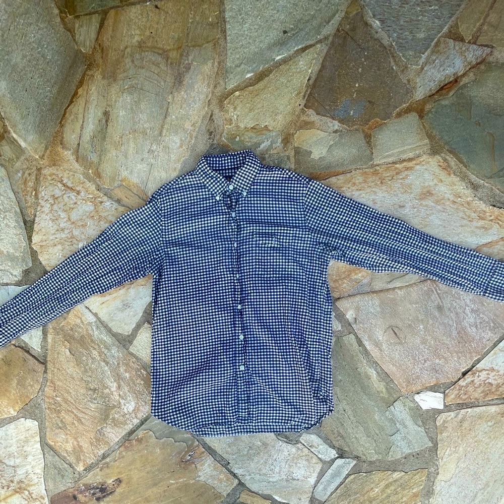 Ralph Lauren 100% cotton long sleeve button down shirt
